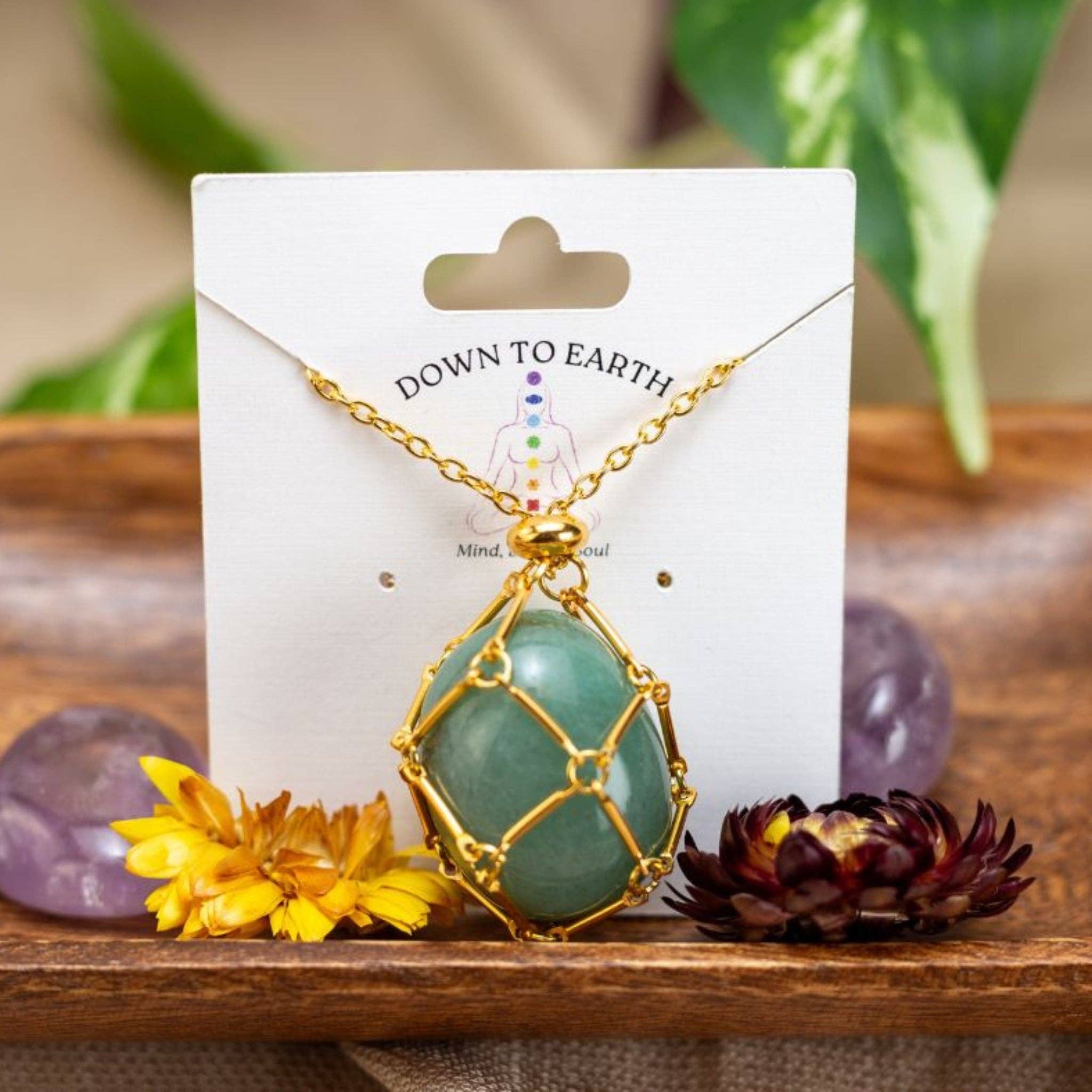 Adjustable Metal Crystal Holder Necklace: Gold